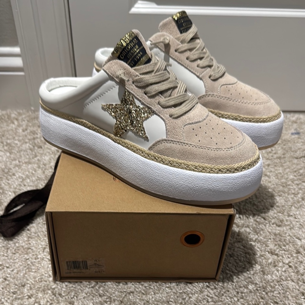 Vintage Havana Cream and White Sneakers with Gold Glitter Star